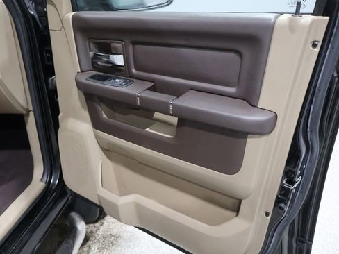 Used 2011 RAM 1500 Classic SLT image 22