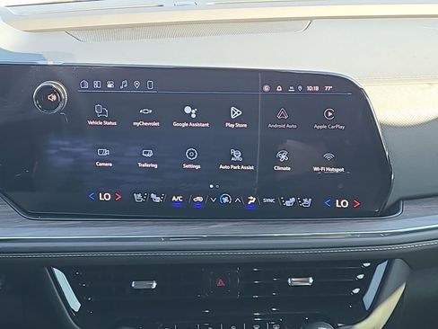 New 2026 Chevrolet Suburban Premier AWD/4WD image 19