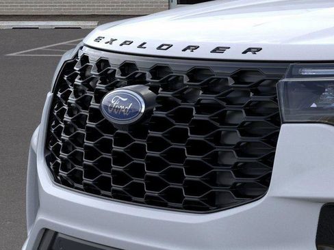 New 2026 Ford Explorer ST-Line image 17
