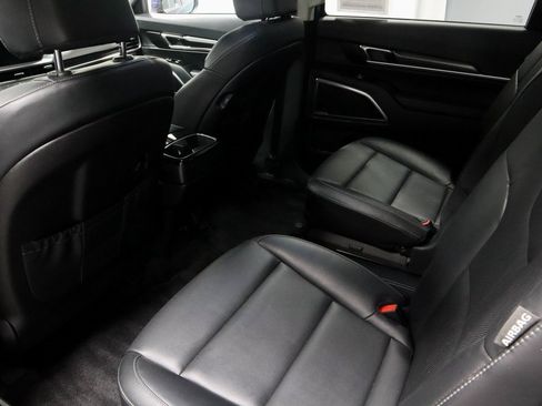 Used 2025 Kia Telluride S image 26