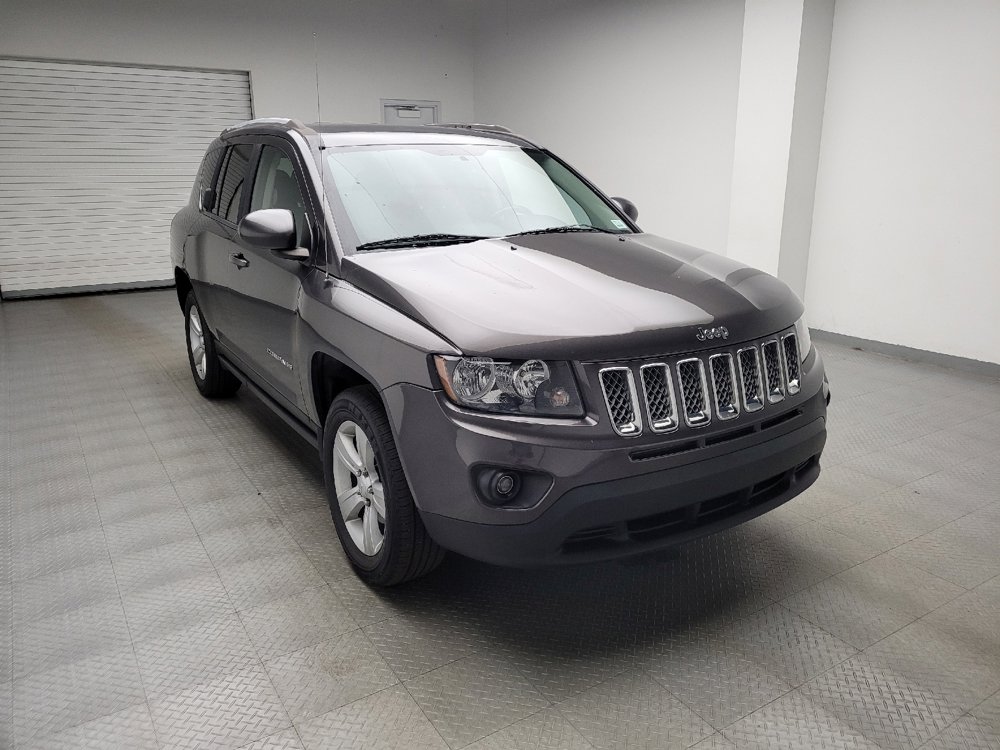 Used 2016 Jeep Compass Latitude AWD/4WD image 13