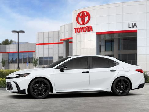 New 2026 Toyota Camry Hybrid image 5