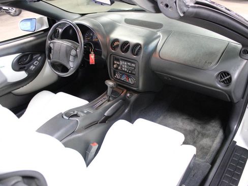 Used 1994 Pontiac Firebird Coupe RWD image 30