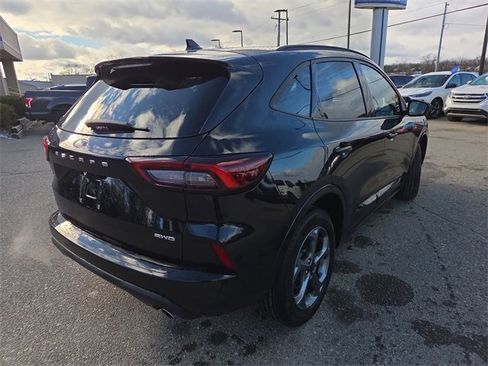 Certified 2024 Ford Escape ST-Line w/ Tech Pack #1 image 5