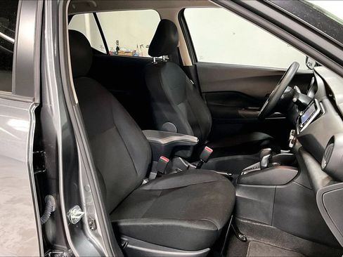 Used 2024 Nissan Kicks S FWD image 9