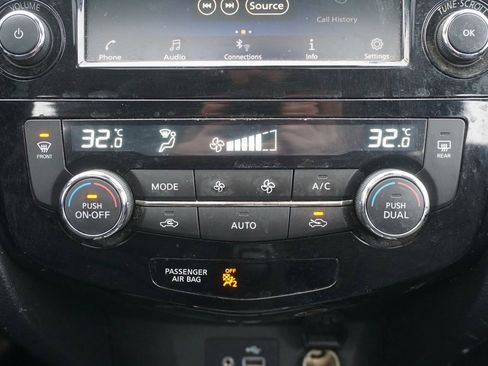 Used 2019 Nissan Rogue Sport SV image 10