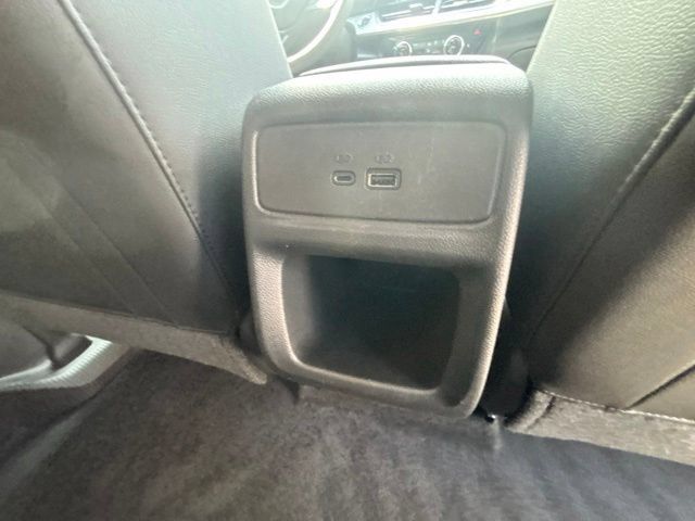 Used 2025 Chevrolet Trax LT FWD image 13
