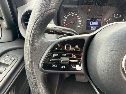 Used 2021 Mercedes-Benz Sprinter 2500 image 8