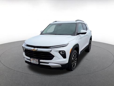 Used 2025 Chevrolet TrailBlazer LT image 7