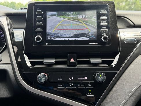 Used 2021 Toyota Camry SE AWD/4WD image 30