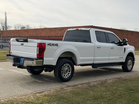 Used 2022 Ford F250 XLT w/ XLT Premium Package image 6