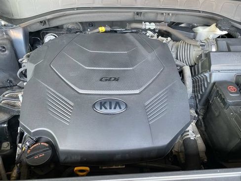 Used 2020 Kia Telluride LX AWD/4WD image 20