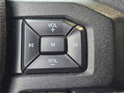 Used 2018 Ford F150 XLT w/ Equipment Group 302A Luxury image 31