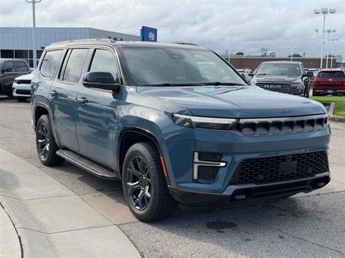 New 2026 Jeep Grand Wagoneer 4WD image 3