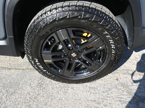 Used 2023 Rivian R1T Adventure image 21