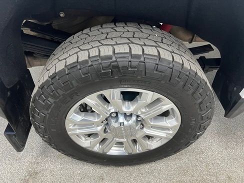 Used 2022 GMC Sierra 3500 Denali w/ Denali Ultimate Package AWD/4WD image 16