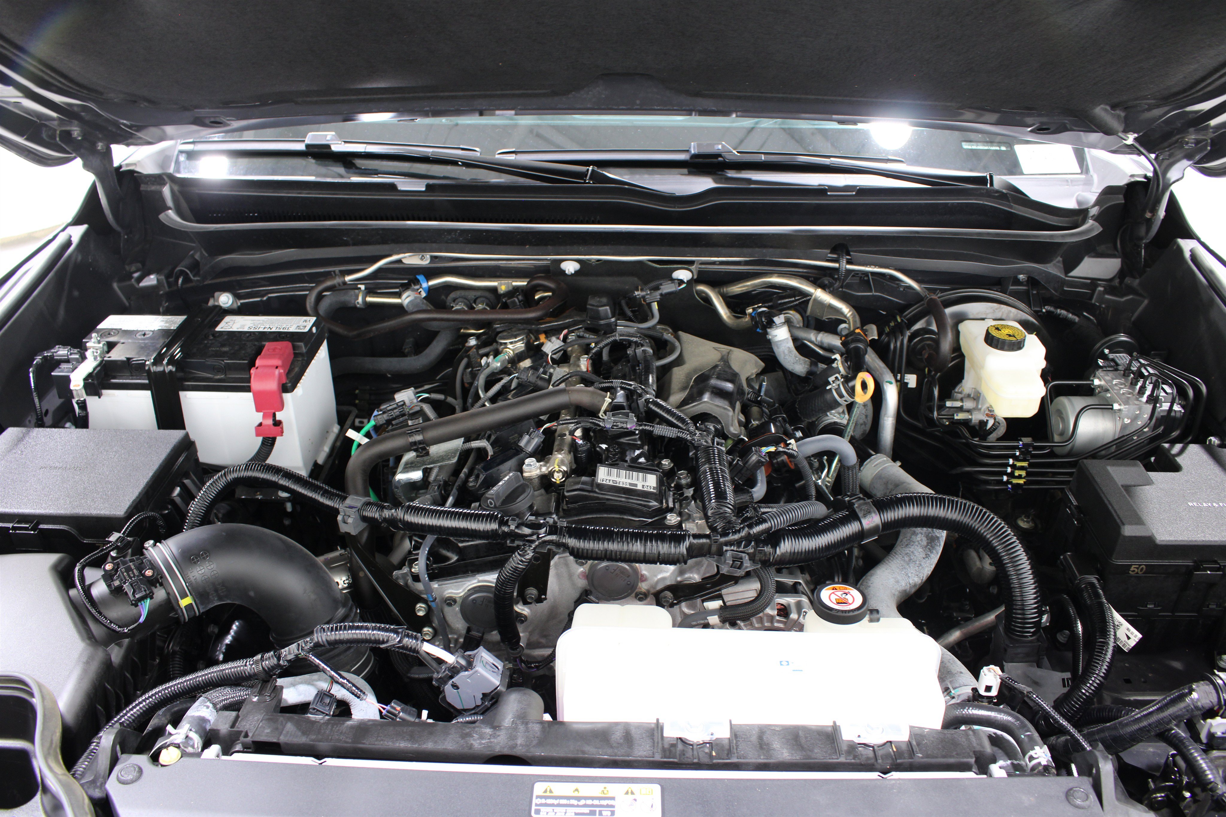 Used 2025 Toyota Tacoma Limited AWD/4WD image 39