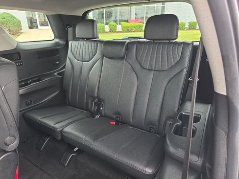 Used 2024 Hyundai Palisade Limited AWD/4WD image 25