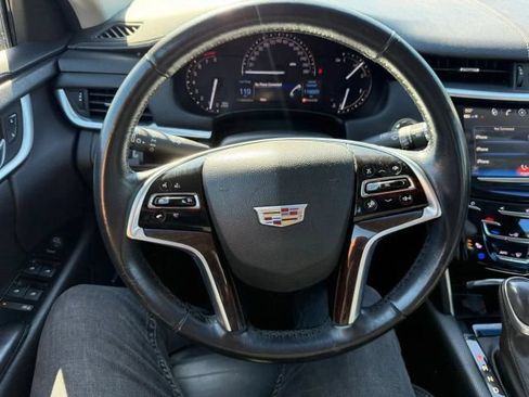 Used 2017 Cadillac XTS FWD image 18