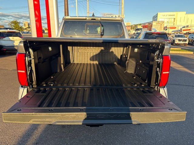 Used 2025 Toyota Tacoma TRD Off-Road w/ TRD Off Road Upgrade Package AWD/4WD image 21
