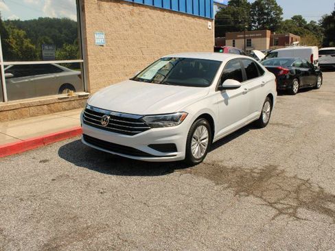 Used 2019 Volkswagen Jetta S FWD image 3