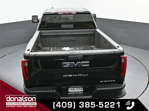 Used 2025 GMC Sierra 2500 Denali Ultimate w/ Max Trailering Package image 19