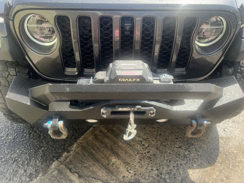 Used 2021 Jeep Wrangler Unlimited Rubicon 4xe w/ Cold Weather Group AWD/4WD image 10
