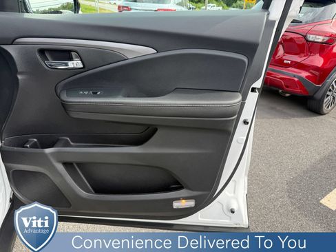 Used 2023 Honda Ridgeline RTL-E image 27