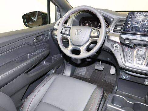 Used 2026 Honda Odyssey Sport-L image 7
