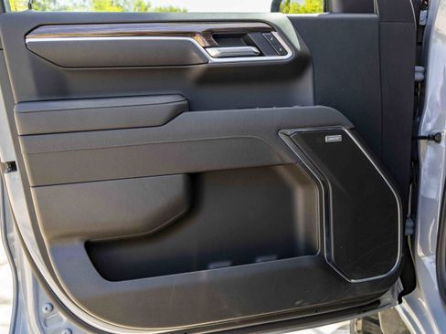 Used 2025 Chevrolet Silverado 1500 RST w/ LPO, Utility Wall Package image 41