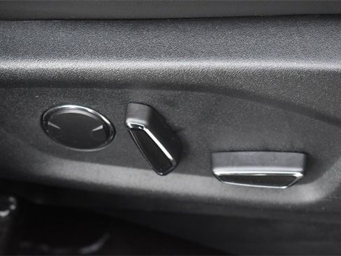 Used 2018 Ford Explorer Sport w/ Equipment Group 401A image 12