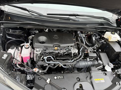 Certified 2024 Toyota Sienna LE image 21