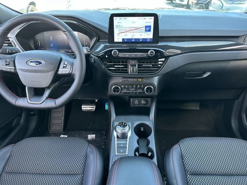 New 2024 Ford Escape ST-Line AWD/4WD image 12