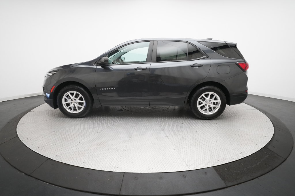 Used 2022 Chevrolet Equinox LS w/ LS Convenience Package FWD image 23