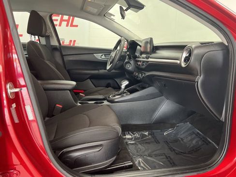Used 2020 Kia Forte LXS FWD image 12