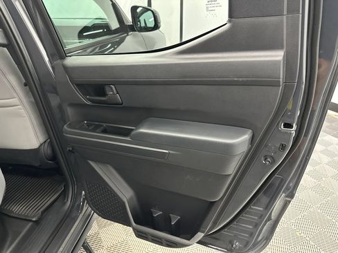 Used 2024 Toyota Tacoma SR5 AWD/4WD image 16