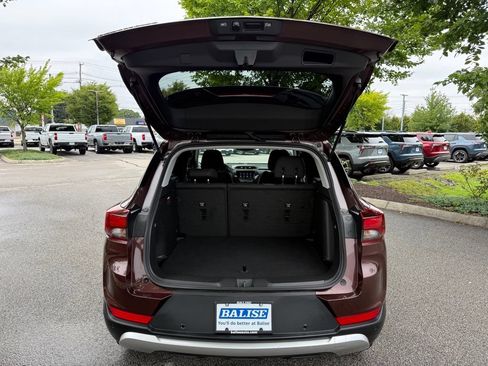 Used 2022 Chevrolet TrailBlazer LT w/ Convenience Package AWD/4WD image 6