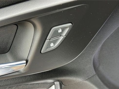 Used 2022 Chevrolet Malibu LT image 10