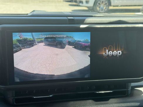 Used 2026 Jeep Wrangler Unlimited Sport AWD/4WD image 25