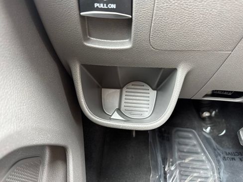 Certified 2025 Ford Transit 350 XLT RWD image 30