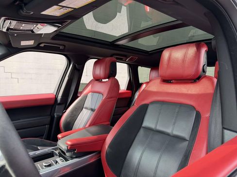 Used 2022 Land Rover Range Rover Sport HST image 25