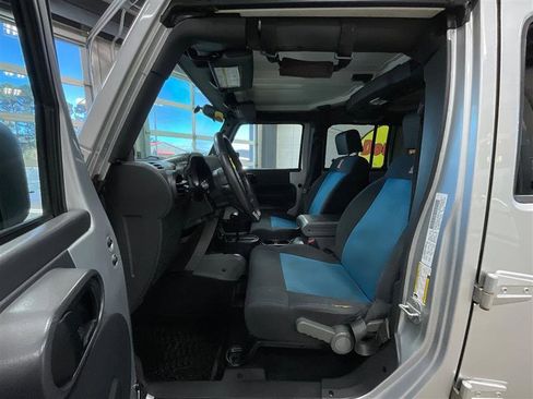 Used 2010 Jeep Wrangler Sport image 10