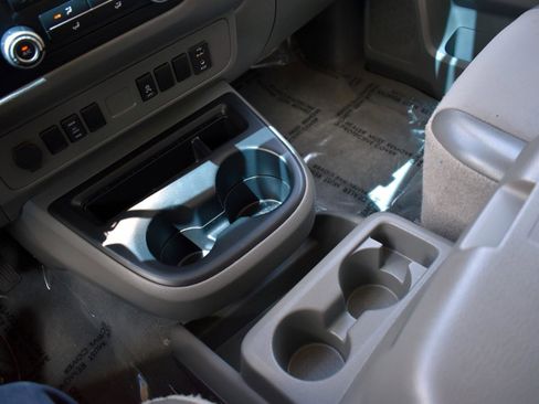 Used 2016 Nissan NV 3500 SV w/ SV Technology Package image 25