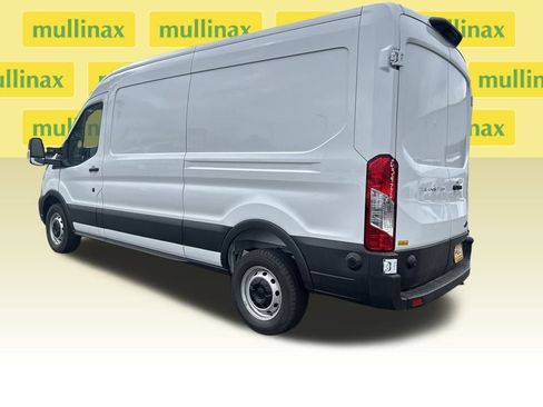 New 2025 Ford Transit 250 148 Medium Roof w/ Load Area Protection Package RWD image 5
