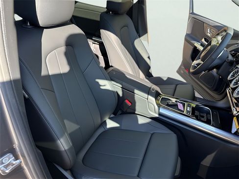 New 2026 Mercedes-Benz GLA 250 4MATIC image 24