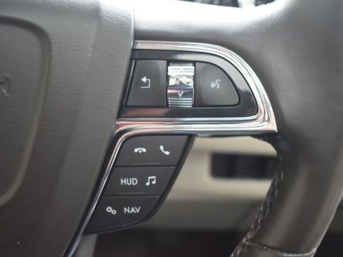 Used 2020 Lincoln Navigator L Reserve w/ Luxury Package AWD/4WD image 27
