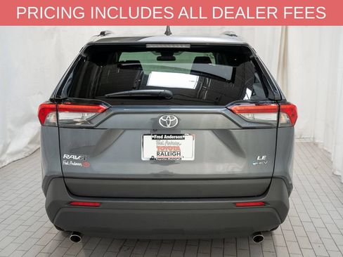 Certified 2025 Toyota RAV4 LE AWD/4WD image 4