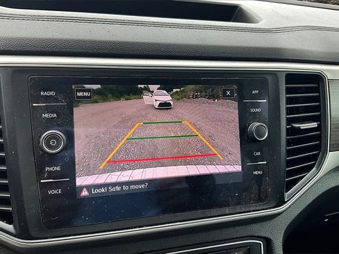 Used 2019 Volkswagen Atlas SE image 19