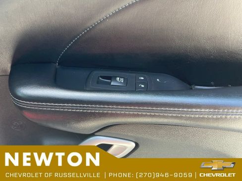 Used 2017 Dodge Challenger SXT Plus RWD image 25