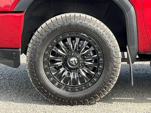 Used 2022 GMC Sierra 2500 Denali w/ Denali Ultimate Package image 42